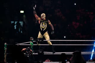 Rey Mysterio é um ex -campeão da WWE e World Heavyweight